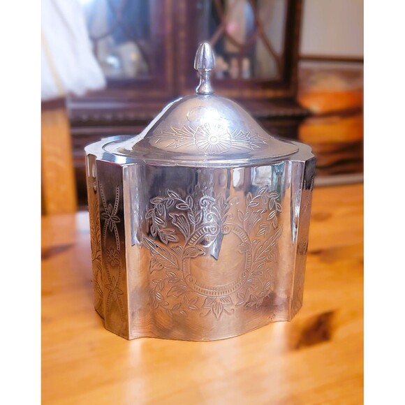 Vintage Silver Plate Trinket Jewelry Box w Lid Red Velvet Inside Engraved Design - Picture 3 of 16